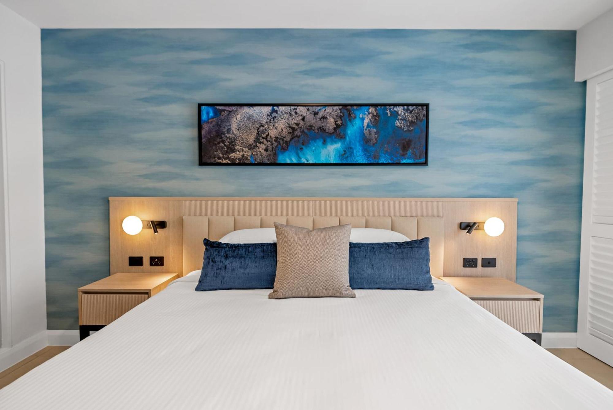 Elysium Private Apartments At Beach Club & Spa Palm Cove Exterior photo