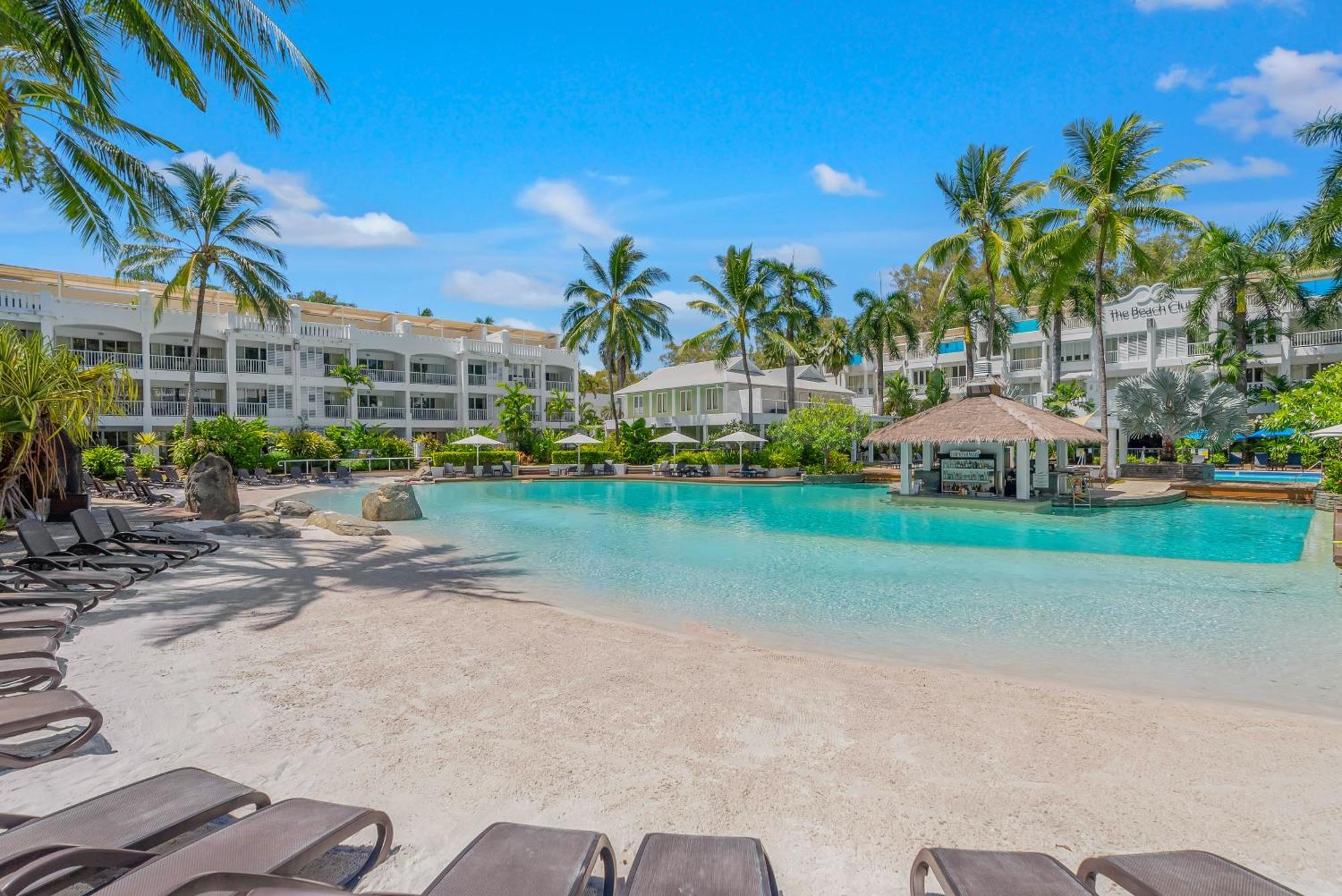 Elysium Private Apartments At Beach Club & Spa Palm Cove Exterior photo