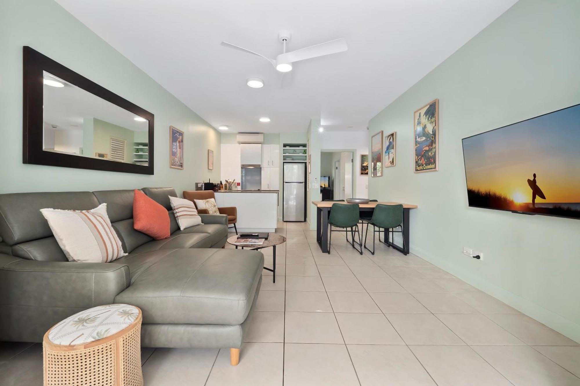 Elysium Private Apartments At Beach Club & Spa Palm Cove Exterior photo