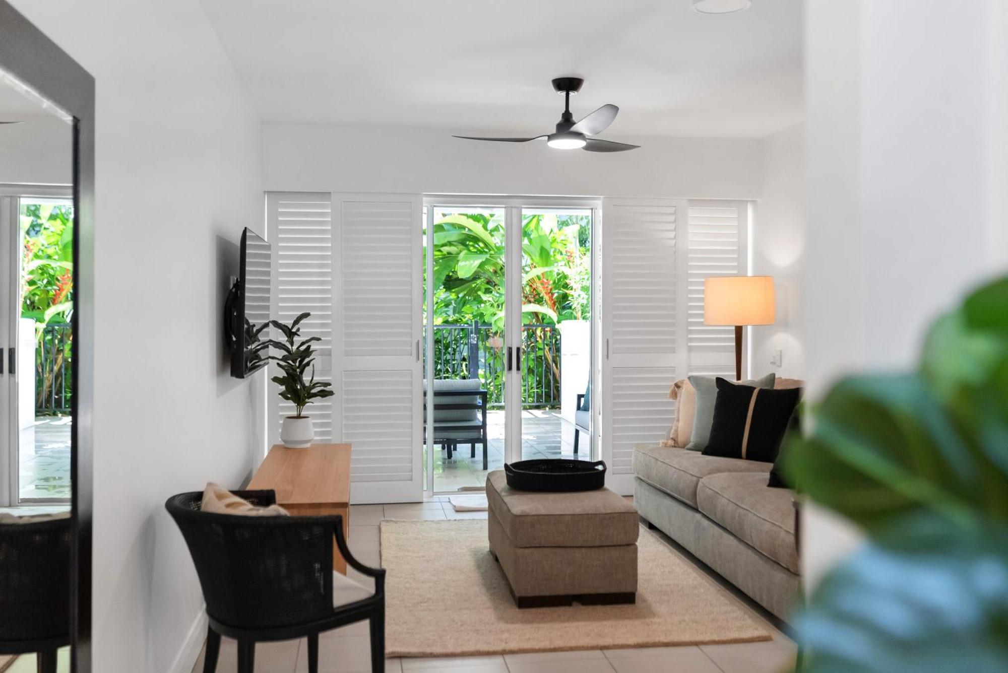 Elysium Private Apartments At Beach Club & Spa Palm Cove Exterior photo